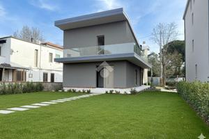 PORZIONE DI BIFAMILIARE A CHIETI