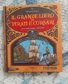 Il grande libro dei pirati e corsari