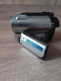 Videocamera Sony DCR-DVD 150