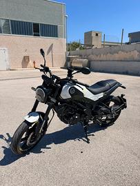 Benelli Leoncino 125cc 2024