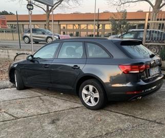 Audi A4 Avant 04/2016