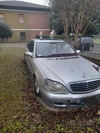 Auto Mercedes Classe S  per pezzi di ricambio