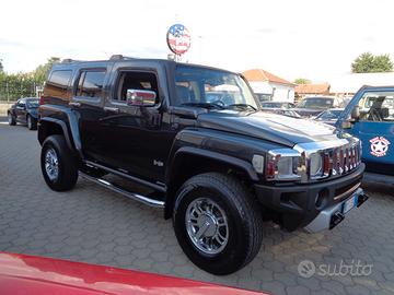 Hummer H3 benzina v8