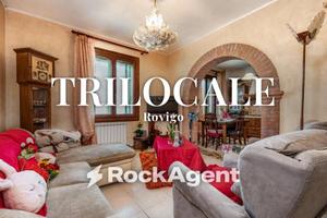 Appartamento di 105 m² con 3 locali e box auto a R
