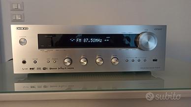 Amplificatore Onkyo TX-8270 – PARI AL NUOVO