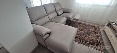 Divano tre posti con relax