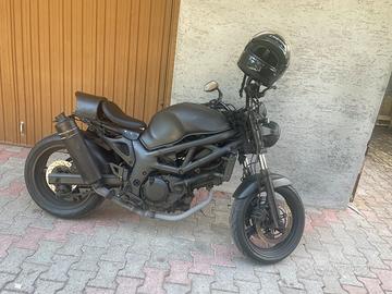 Moto Suzuki