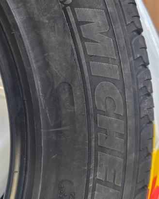 Gomme Michelin 235/60 R18 103V