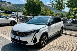 Peugeot 5008 2023 1.5 BlueHdi Allure pack, 7 posti