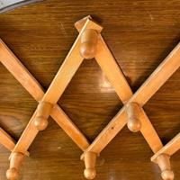 Appendiabiti Vintage a Fisarmonica in Legno
