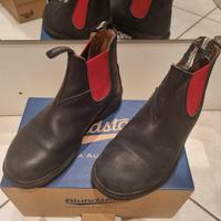 Blundstone nere e rosse