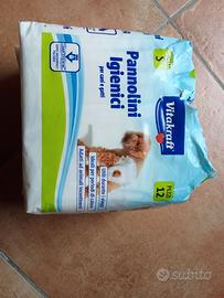 Confezione pannolini igienici