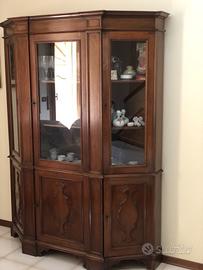 Vetrina cristalliera