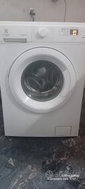 Lavatrice Electrolux 6 kg, 1000 giri