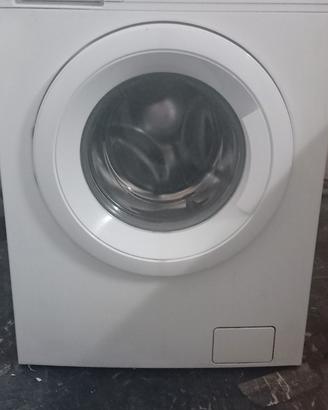 Lavatrice Electrolux 6 kg, 1000 giri