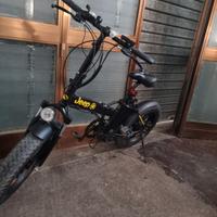 bicicletta elettrica jeep 