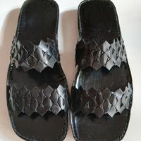 Sandali in pelle