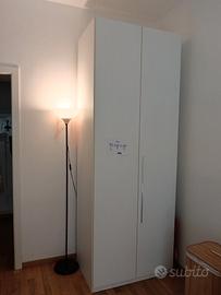Armadio bianco alto