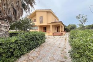 Cv111 Pizzolungo villa con giardino