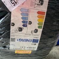 N.1 pneumatico Pirelli all season 235/55R28