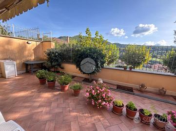 3 LOCALI A MONTE PORZIO CATONE