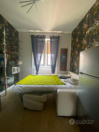 Camera ermellino zona navigli milano