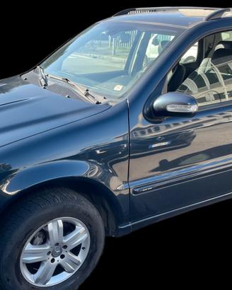 Mercedes-benz ML 270 turbodiesel cat CDI SE Leathe