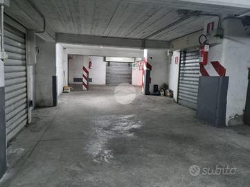 Deposito a Napoli - Via Pigna