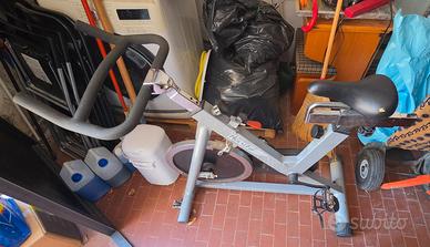 Cyclette da spinning HouseFit