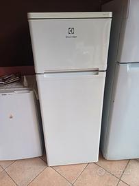 frigorifero electrolux  usato poco