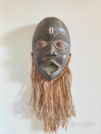 Maschera africana Dan