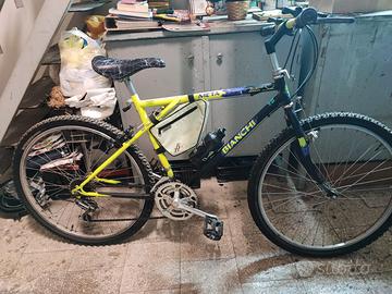 BICICLETTA Mountain Bike BIANCHI Modello META