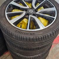 Cerchi in lega 19 con gomme semi nuove Qashqai