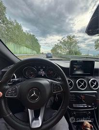schermo originale mercedes classe A 180d w176
