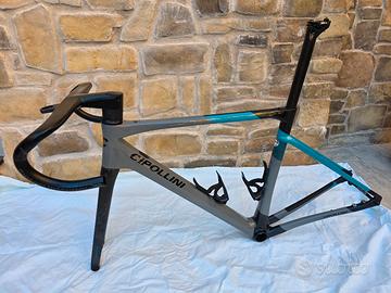 Telaio bici Cipollini Dolomia + Manubrio Deda Alan