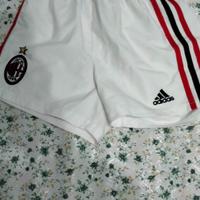 Completino A.C Milan ,divisa casa, anno 2004/2005