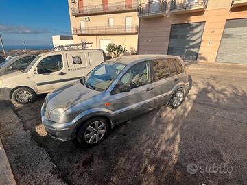Ford Fusion 1.4 td