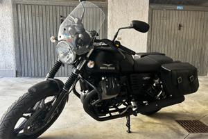 Splendida Moto Guzzi V7 II STONE perfetta
