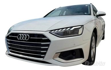 AUDI A4 Avant 35 TFSI Business Advanced