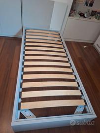 letto singolo e materasso ortopedico