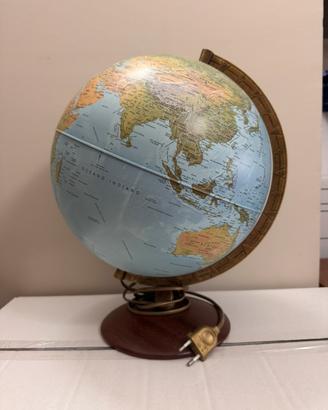 Mappamondo luminoso