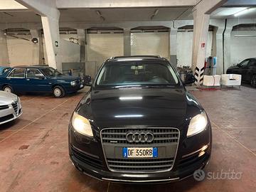 Audi Q7 3.0 V6 TDI 233CV quattro tiptronic