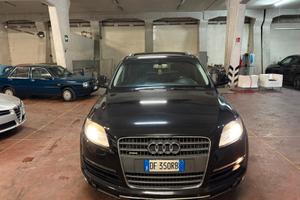Audi Q7 3.0 V6 TDI 233CV quattro tiptronic