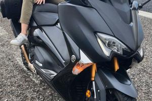 TMAX 530 SX ANNO 2019