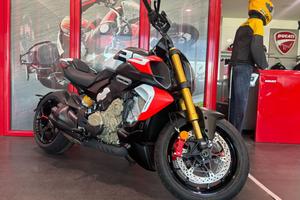 DUCATI Diavel V4 RS LIVERY