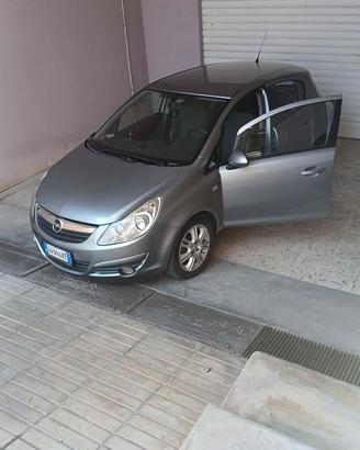 Opel corsa 2010