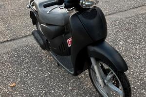 APRILIA SCARABEO 50 4t (2007)