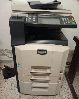 MACCHINA DI FOTOCOPIA KYOCERA KM 2560