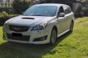 Subaru Legacy TD Gancio Traino