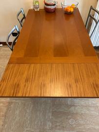 Tavolo allungabile +4 sedie